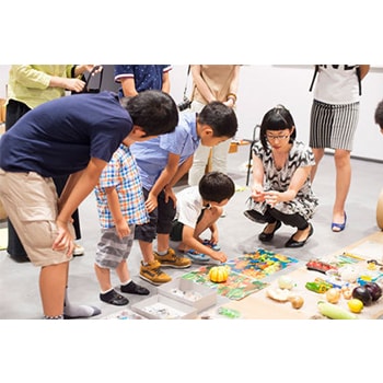 子どもの創造力を育む「うつゆみこの不思議なアート写真創作教室」浅間国際フォトフェスティバルで開催