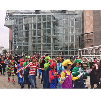 子どもも参加OK！「ハロウィン仮装パレード」神戸ハーバーランドで開催