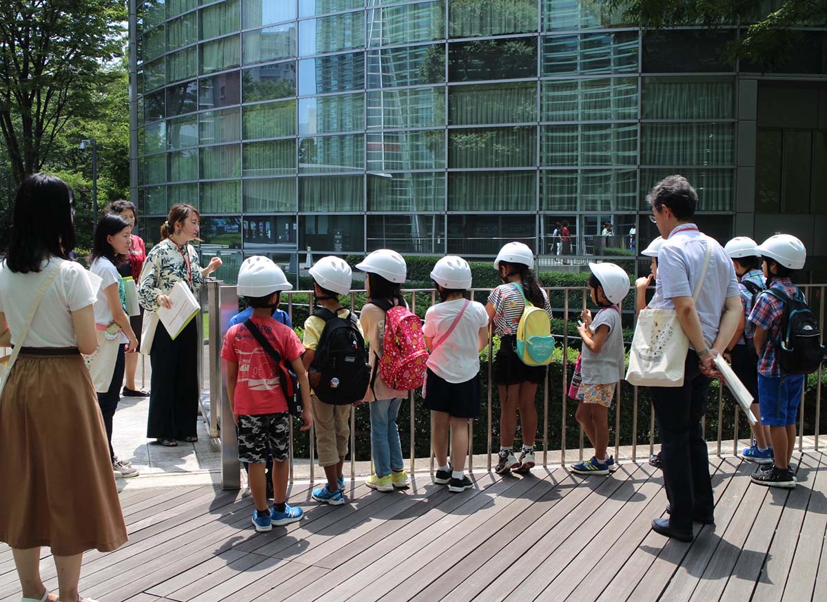 国立新美術館 子どもと行ける美術館 博物館カタログ Fasu ファス