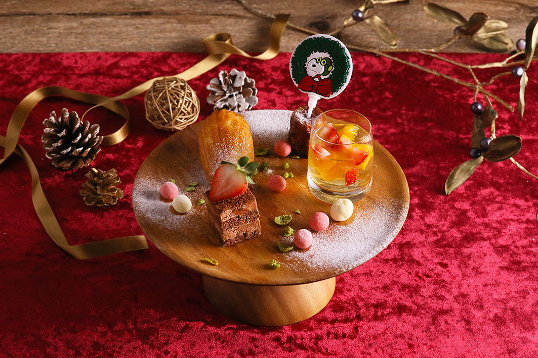 スヌーピーがテーマのピーナッツ カフェ＆ダイナーからクリスマス限定メニュー登場！